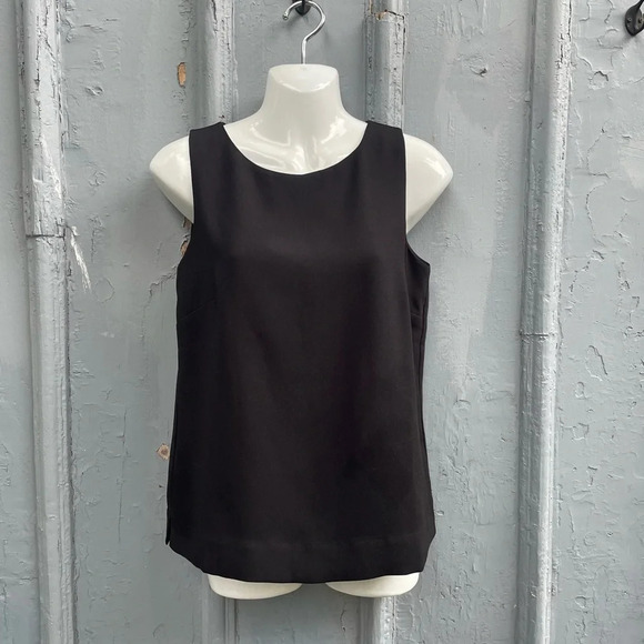 J Crew Black Scoop Neck Tank Top,  BNWT, size 2 - Picture 2 of 13